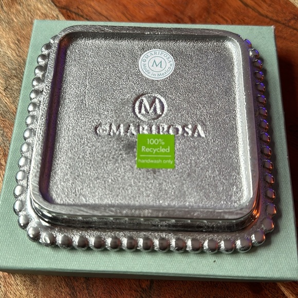 WEDDING ITEMS -Mariposa square beaded “I Do” tray and 6 His&Hers wine charms - Picture 5 of 8